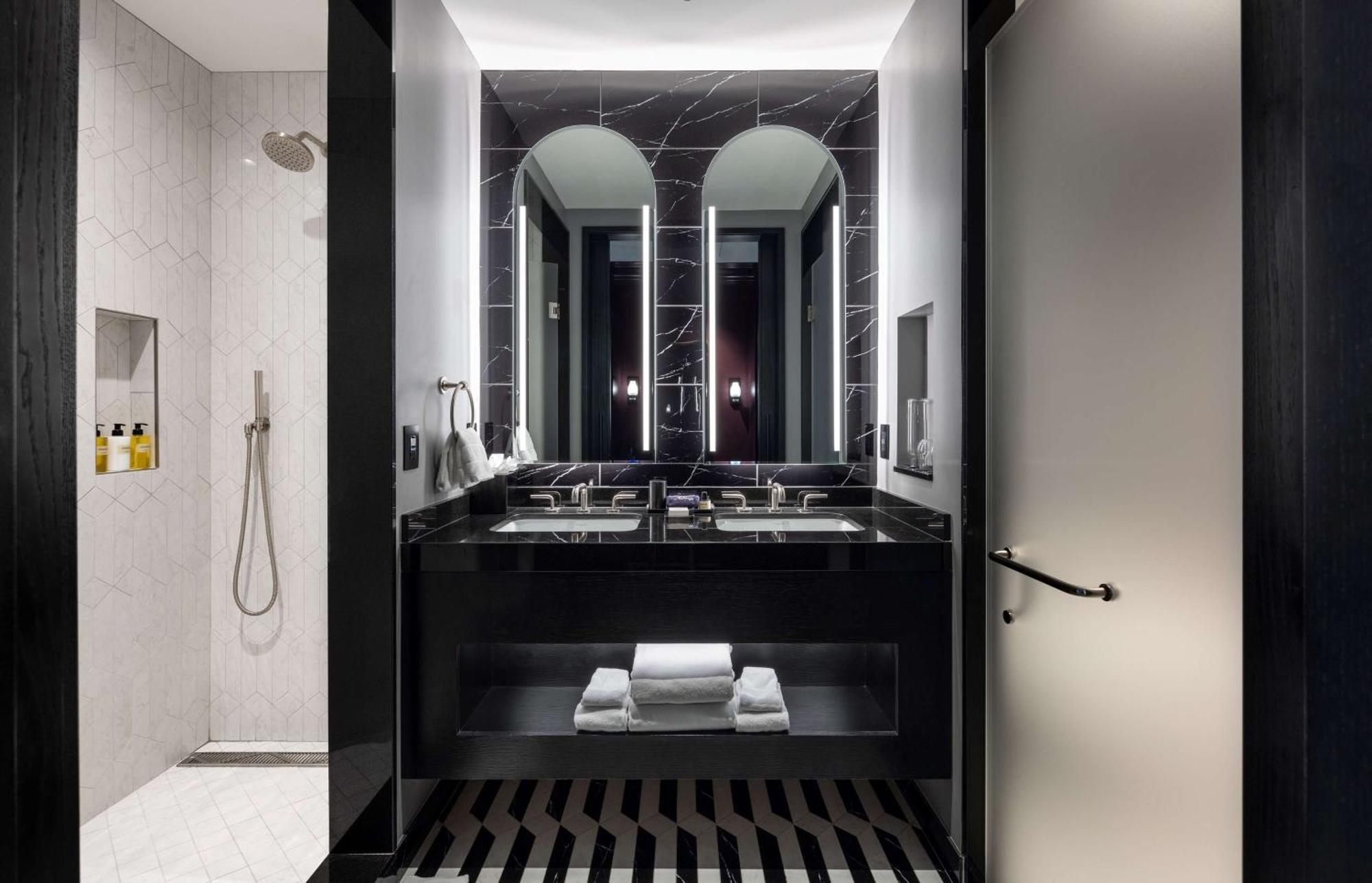 Daxton Hotel Birmingham, Curio Collection By Hilton Exterior foto